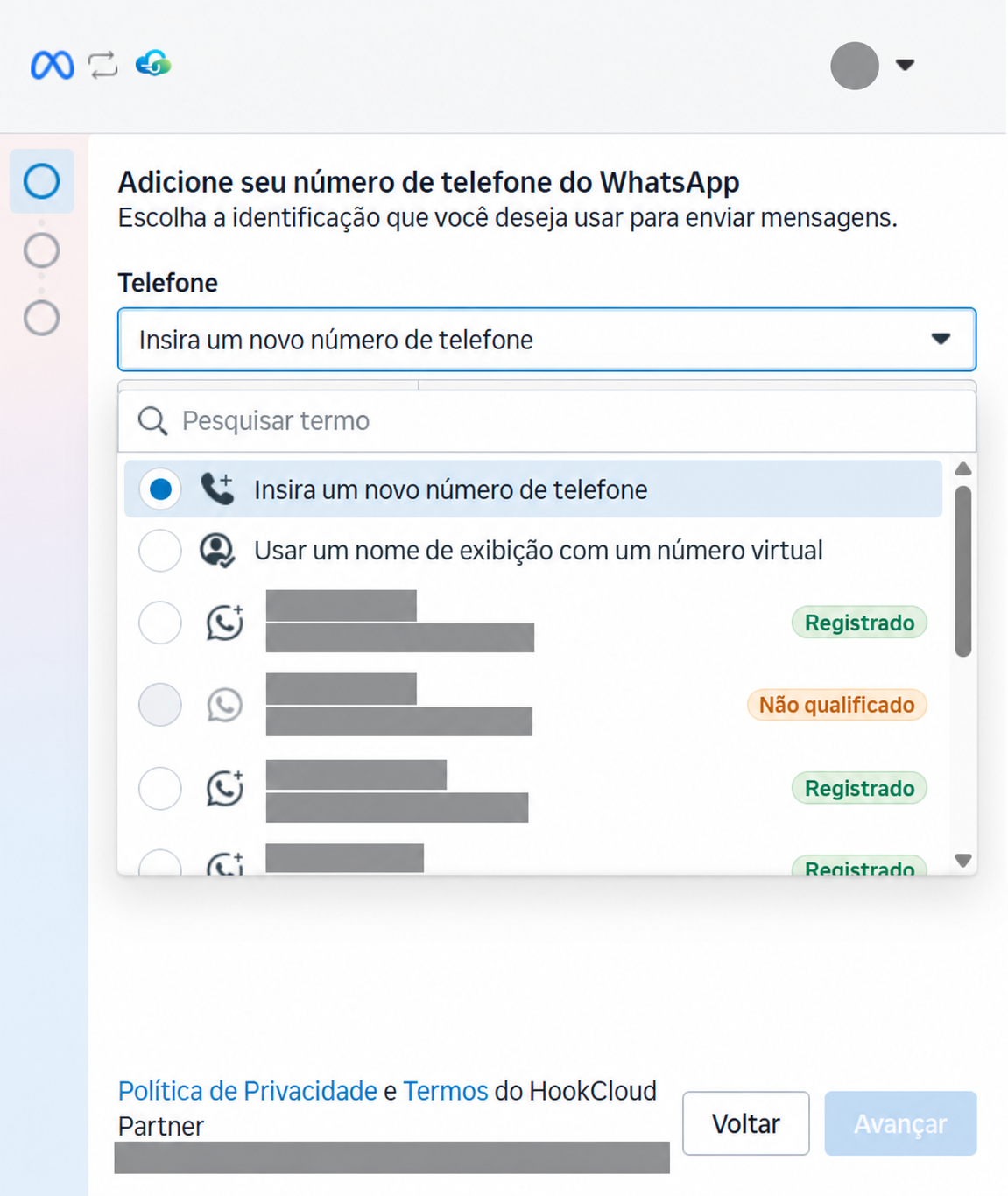 Seletor de telefone da Meta com opções para novo número, número virtual e números existentes marcados como Registrado ou Não qualificado; dados pessoais ocultos.